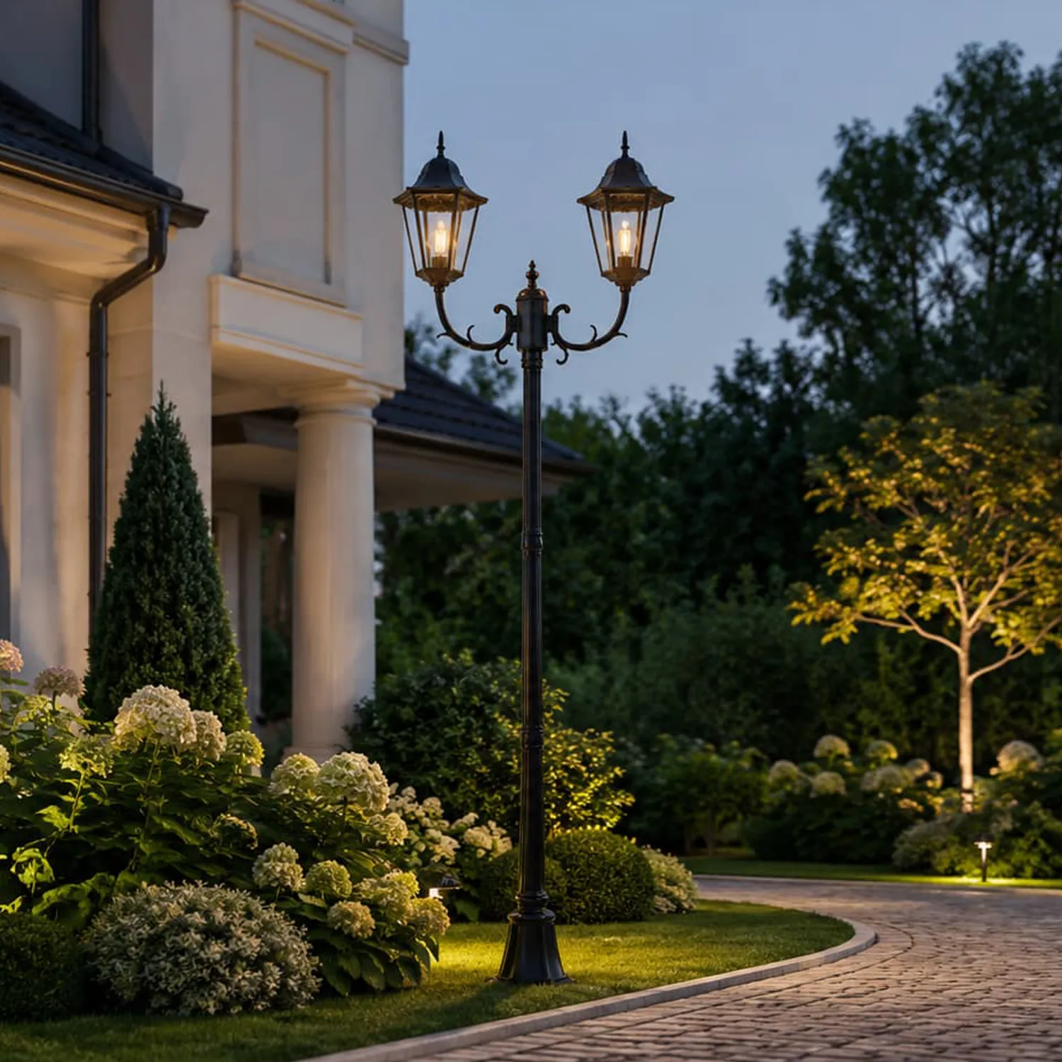 Wysoka zewnętrzna lampa stojąca K-7006A2/2 Czarna z serii LOZANA