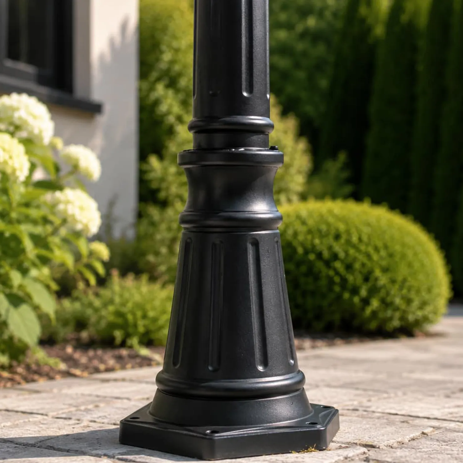 Wysoka zewnętrzna lampa stojąca K-7006A2/2 Czarna z serii LOZANA