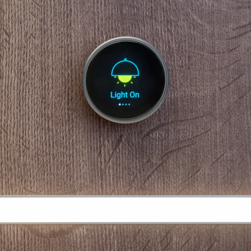Czujnik LED Smart Revosens z wyświetlaczem WIFI/RF/CCT/DIMMER 12V - 24V DC