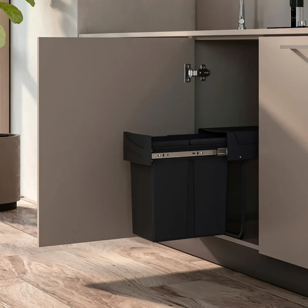 Kosz na śmieci Segregator wysuwany do szafki 300mm 30 1x20L Czarny EMUCA