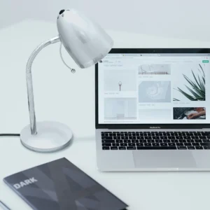 Lampka biurkowa K-MT-200 Srebrna z serii KAJTEK